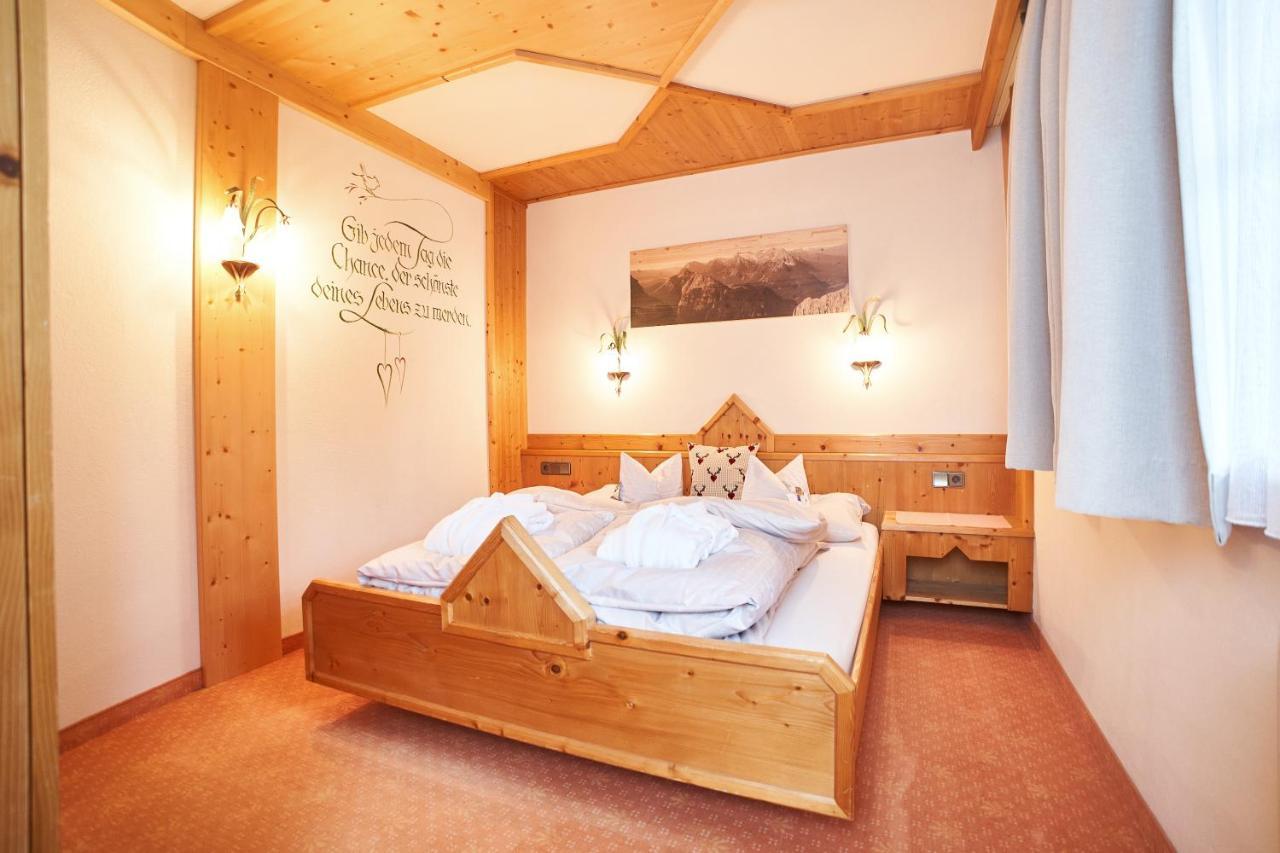 Ferienhaus Kirchplatzl Leutasch Esterno foto