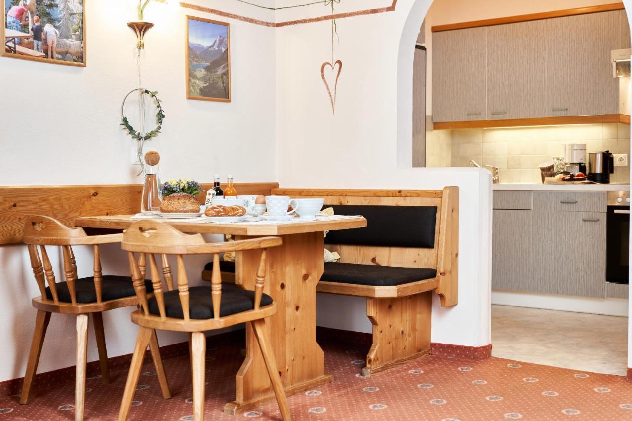 Ferienhaus Kirchplatzl Leutasch Esterno foto