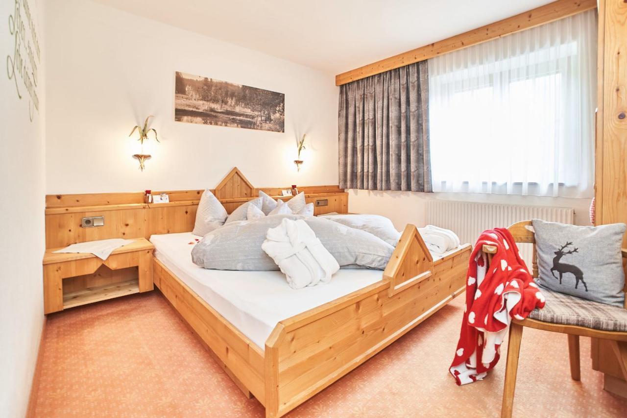 Ferienhaus Kirchplatzl Leutasch Esterno foto