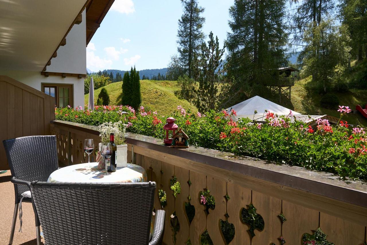 Ferienhaus Kirchplatzl Leutasch Esterno foto