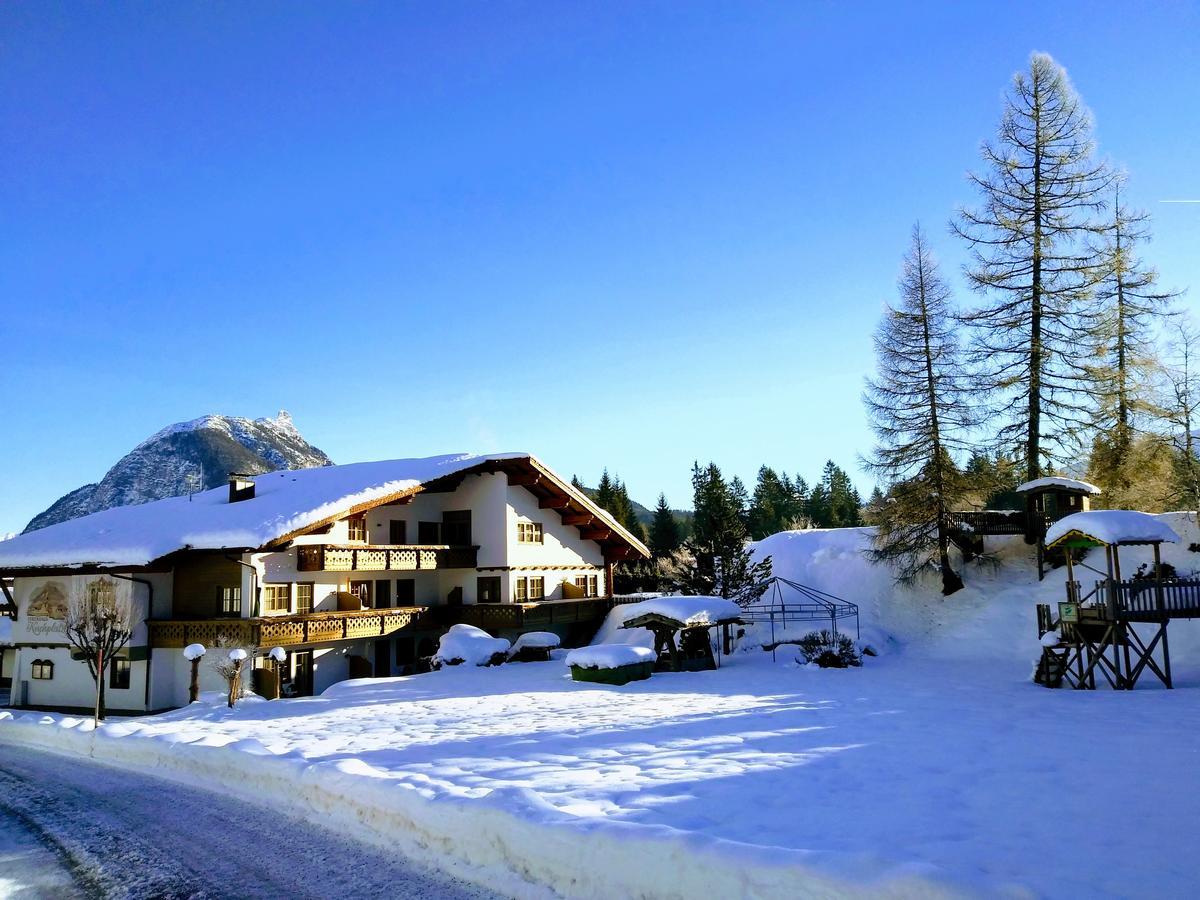 Ferienhaus Kirchplatzl Leutasch Esterno foto