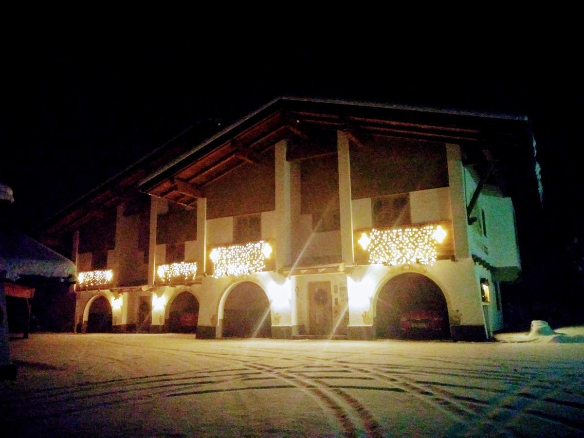 Ferienhaus Kirchplatzl Leutasch Esterno foto
